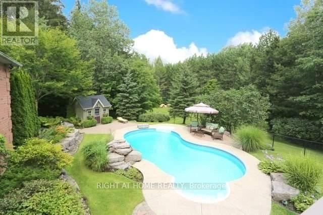 2 OAKVIEW PLACE Image 21