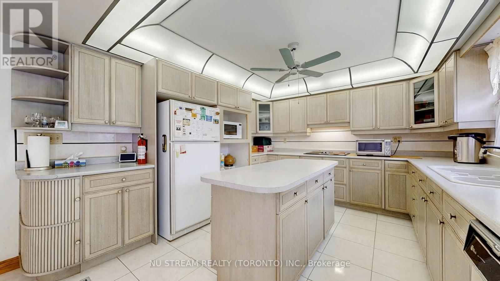 2 WINSTON ROAD Image 12