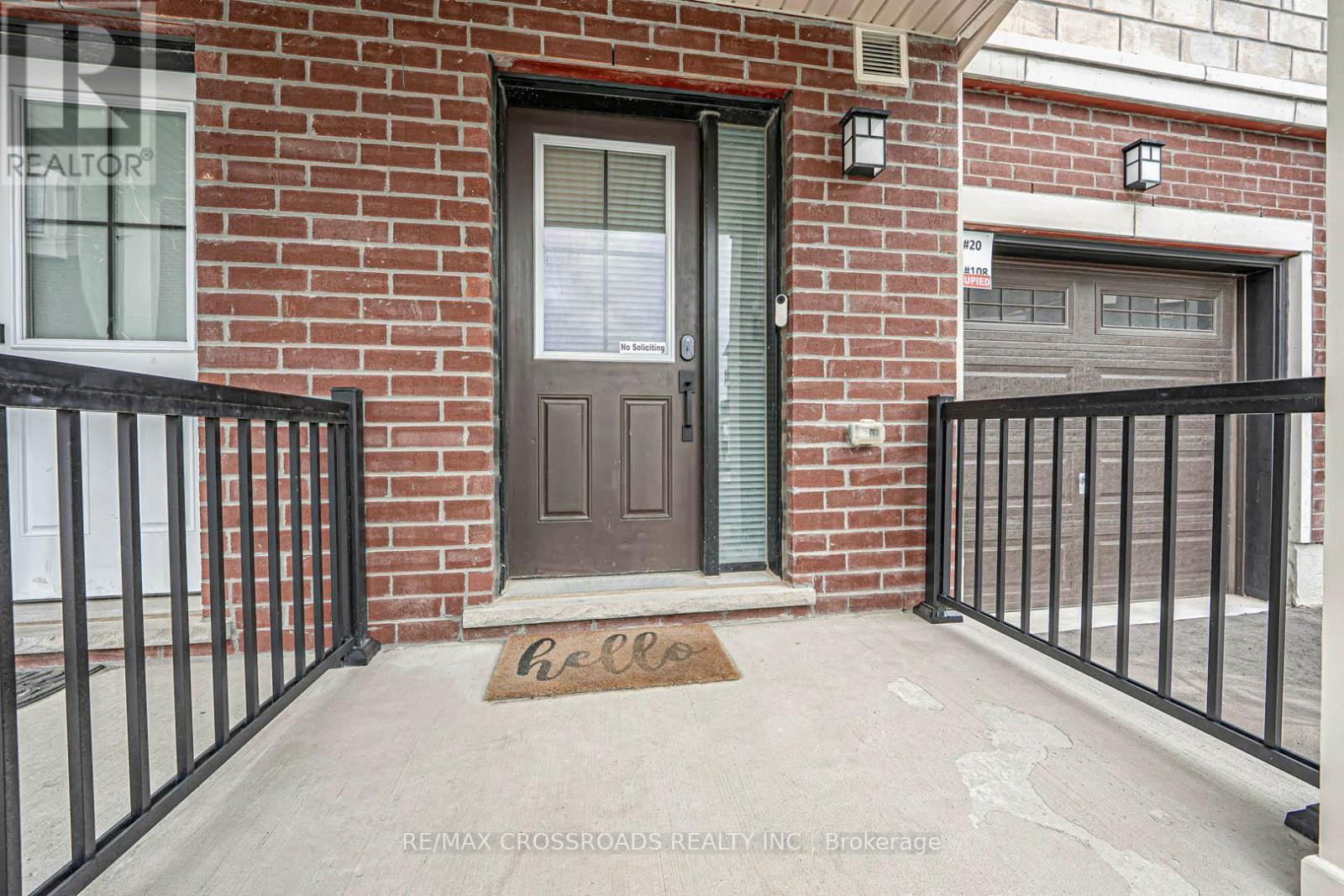 108 COVINGTON CRESCENT Image 2