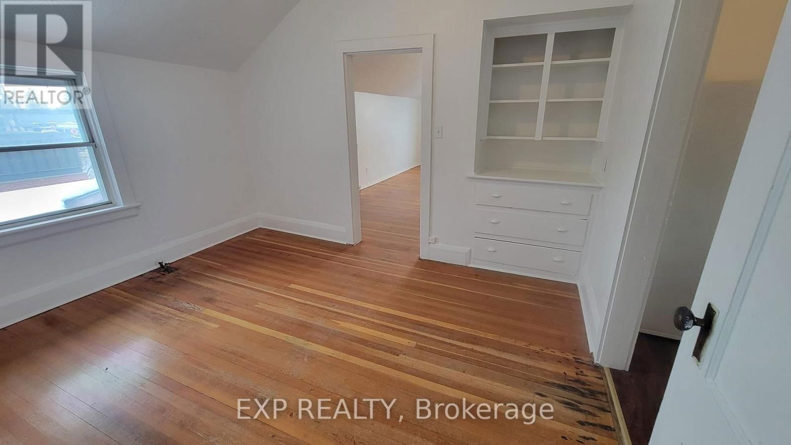 4 - 112 HIGH STREET Image 13