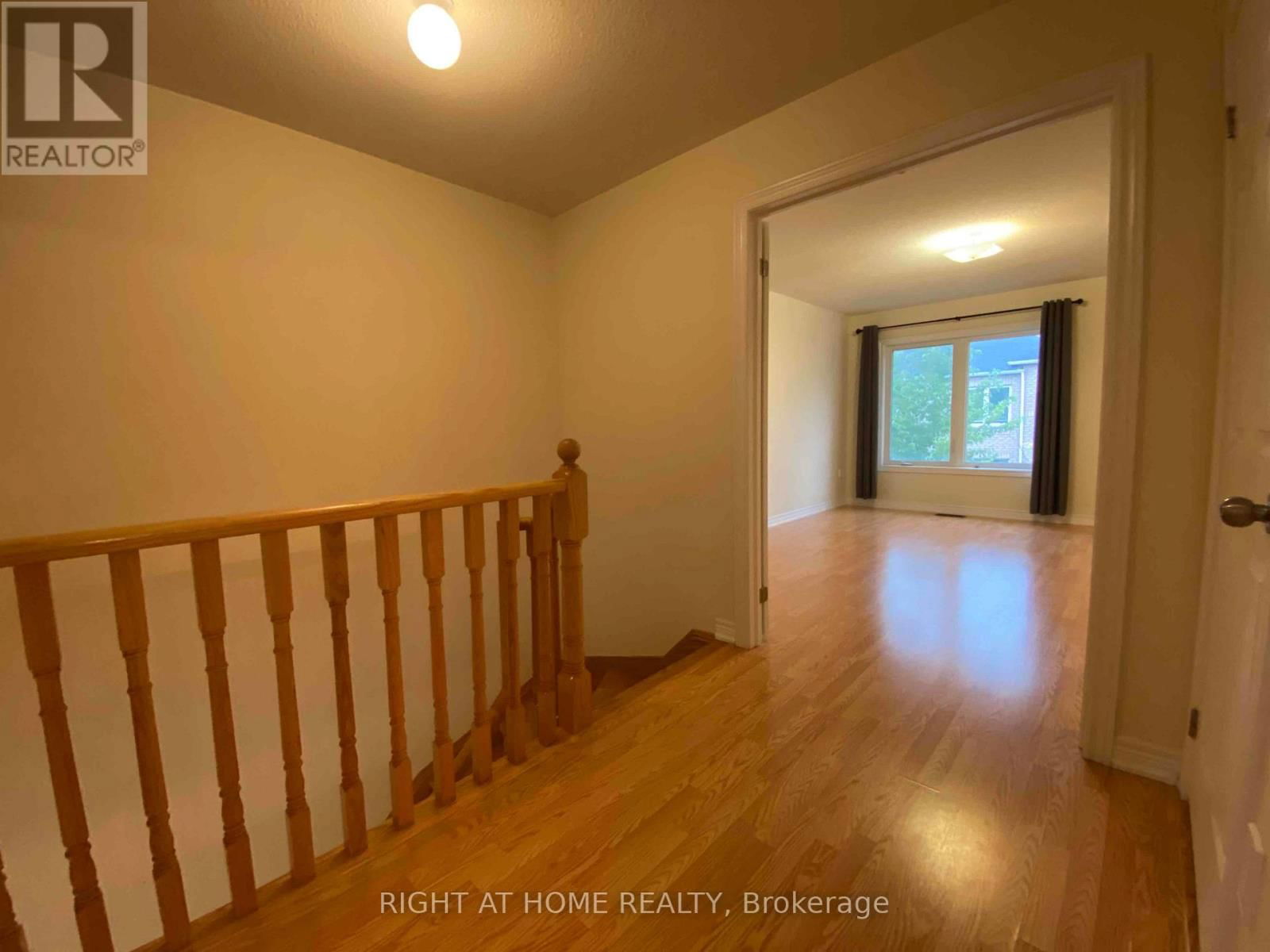 30 - 151 SILVERWOOD AVENUE Image 17