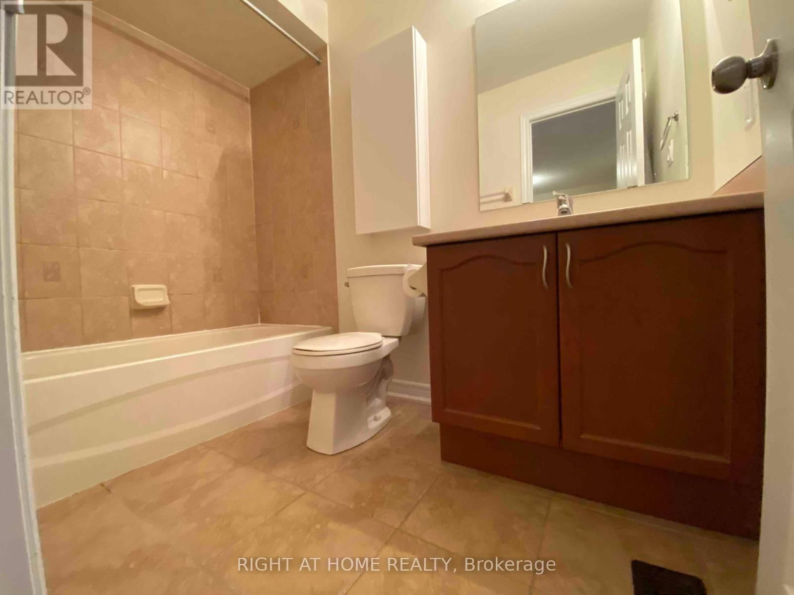 30 - 151 SILVERWOOD AVENUE Image 18