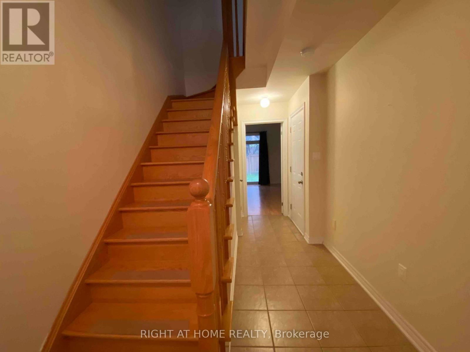 30 - 151 SILVERWOOD AVENUE Image 3