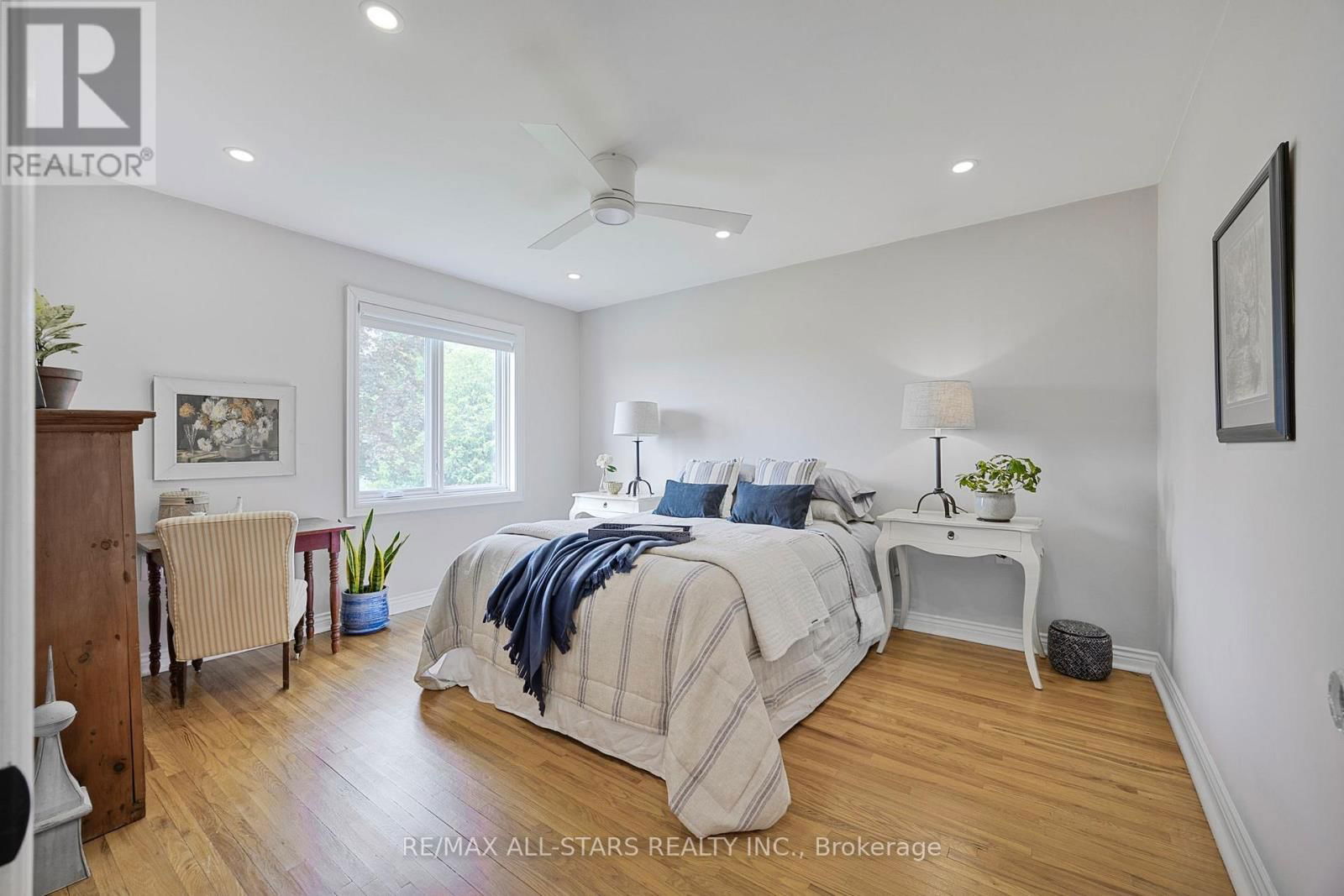 10240 4 CORNERS Image 23
