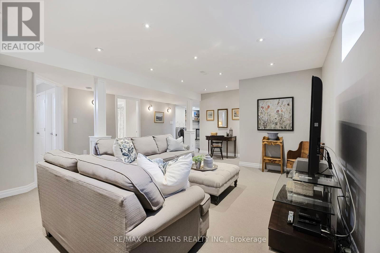 10240 4 CORNERS Image 27
