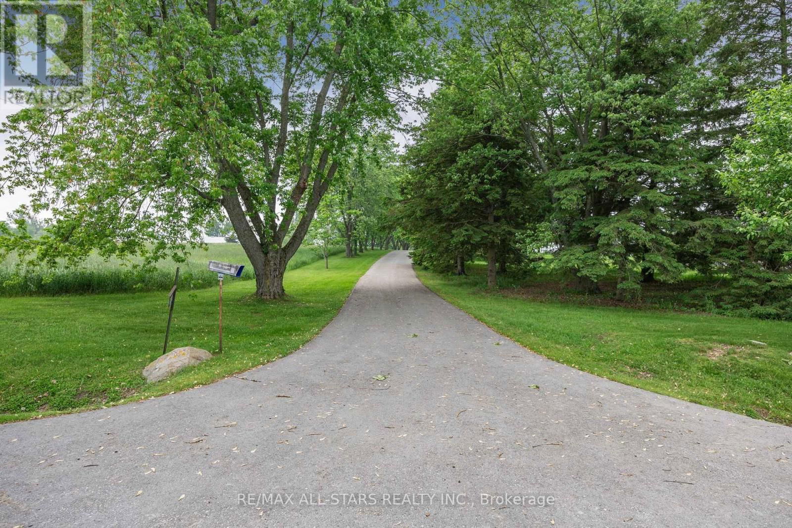 10240 4 CORNERS Image 3