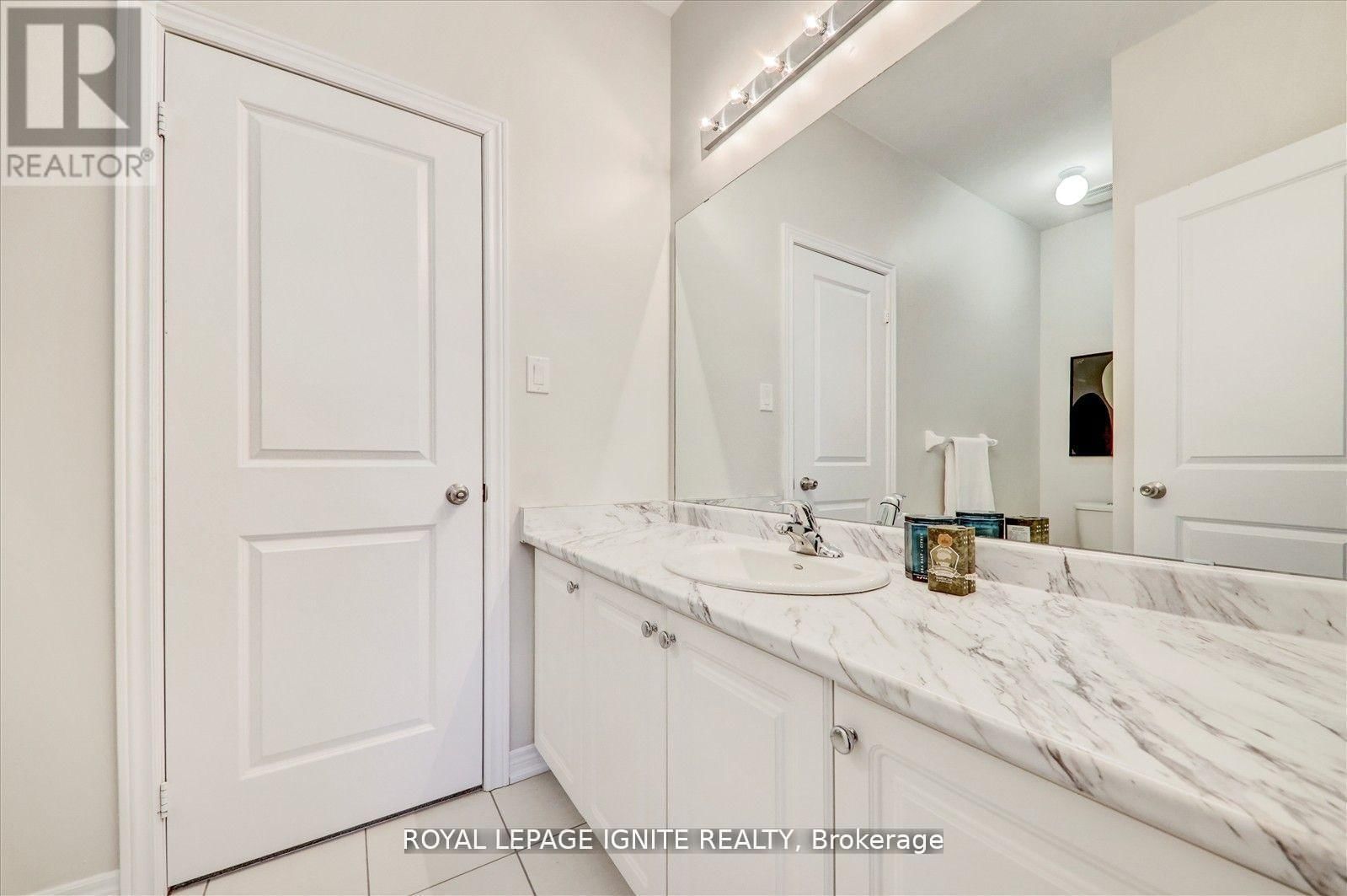 172 MCKEAN DRIVE Image 32
