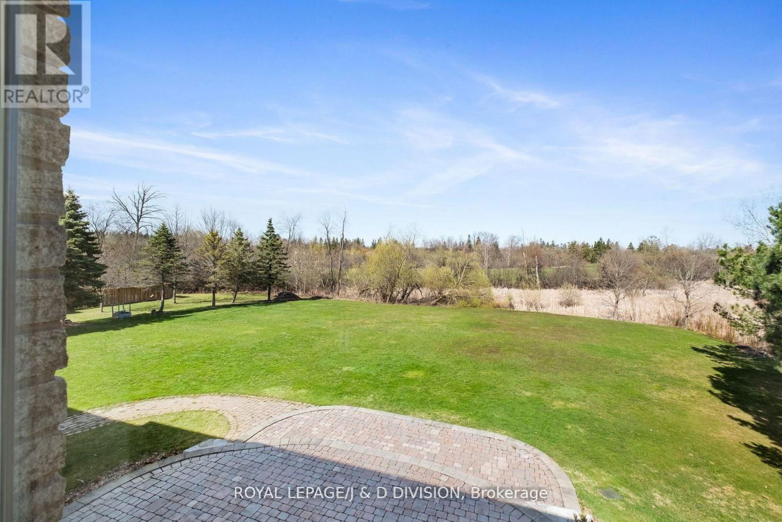 19 LOGAN COURT Image 17