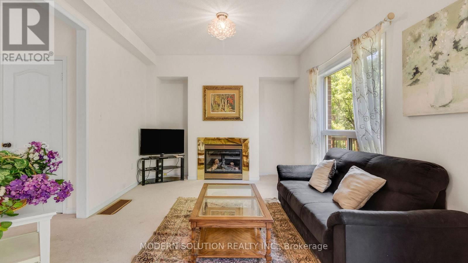 86 LEBOVIC DRIVE Image 10
