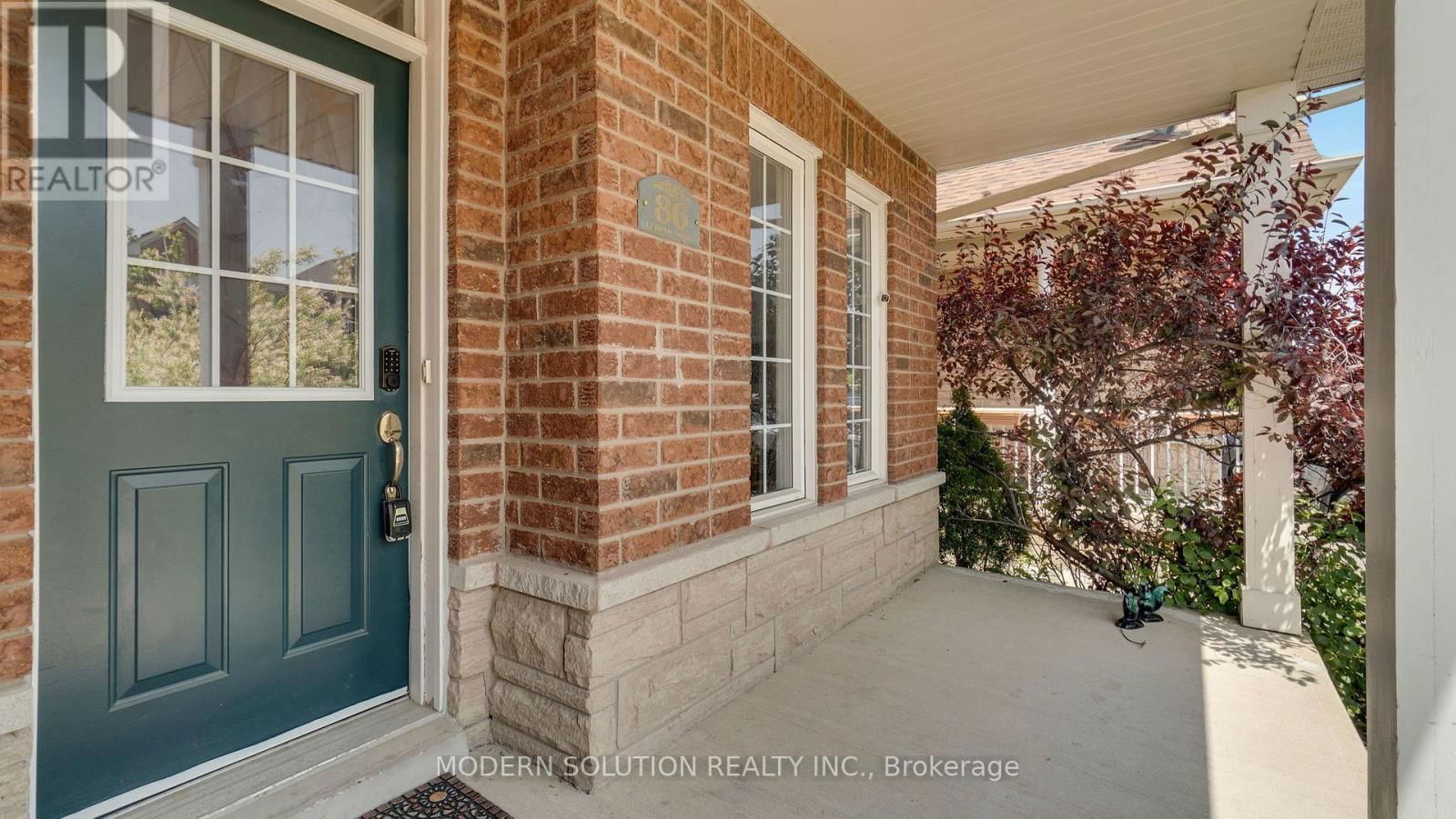 86 LEBOVIC DRIVE Image 2