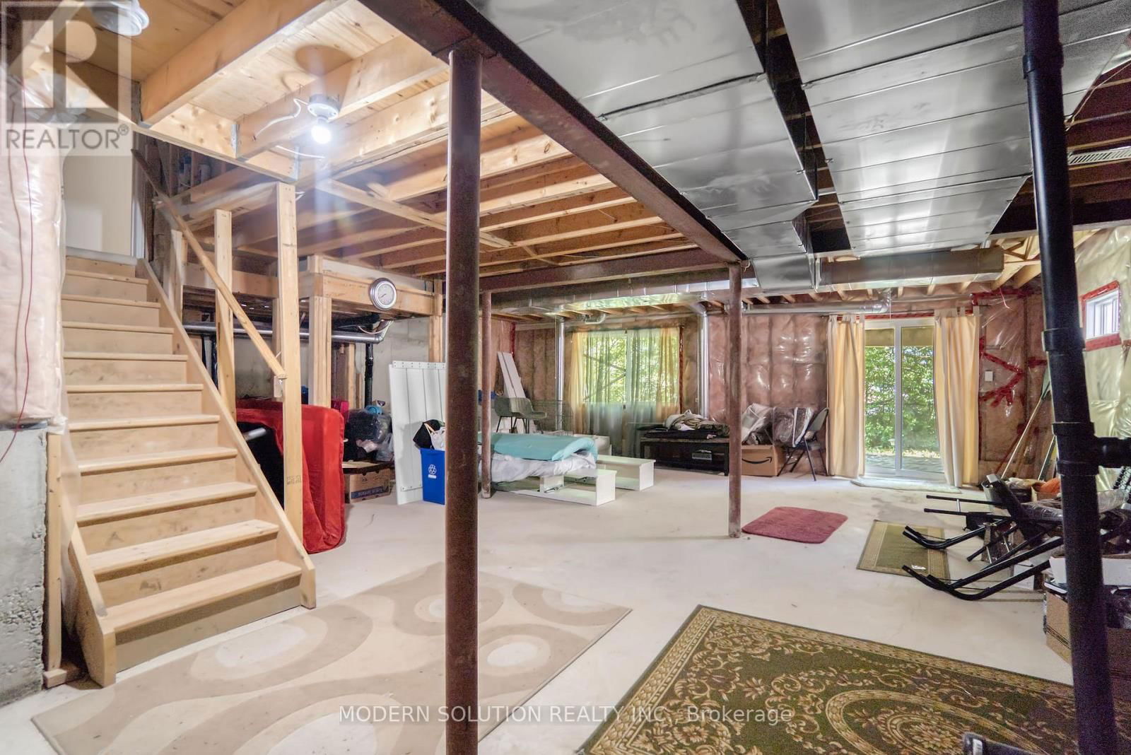 86 LEBOVIC DRIVE Image 33