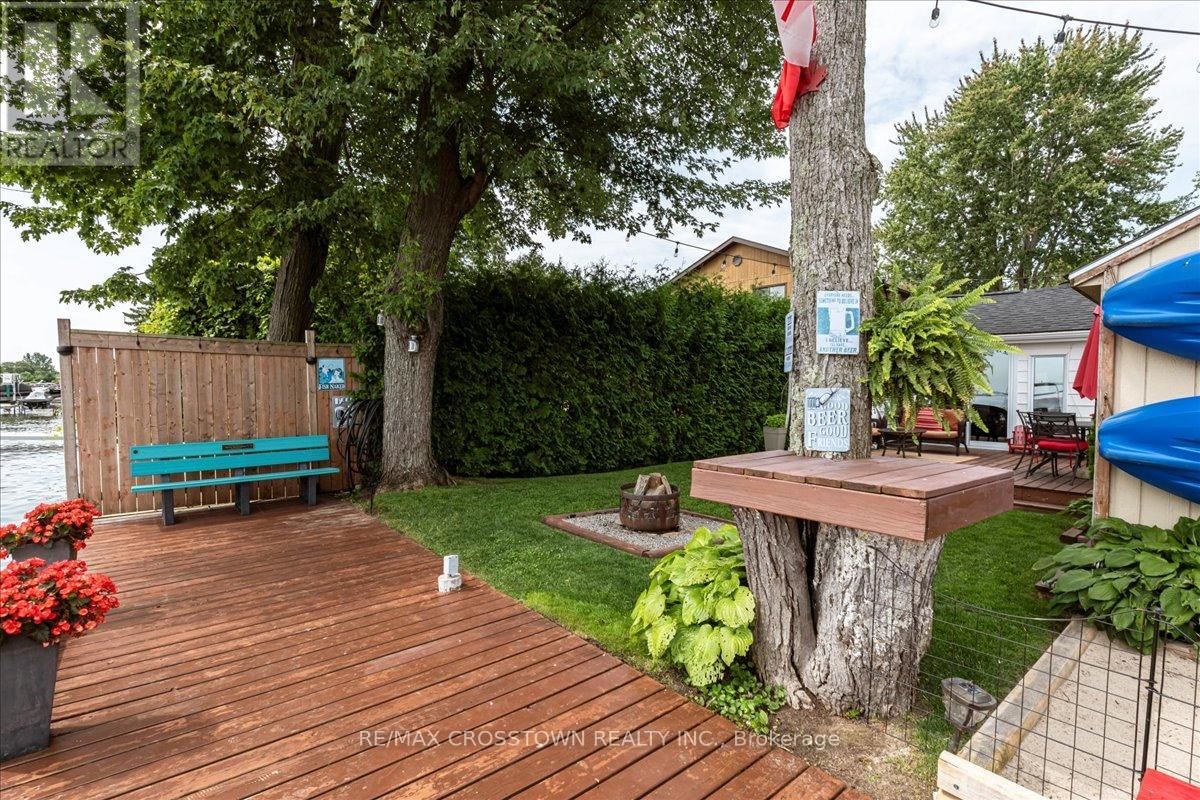 2301 CRYSTAL BEACH ROAD Image 6