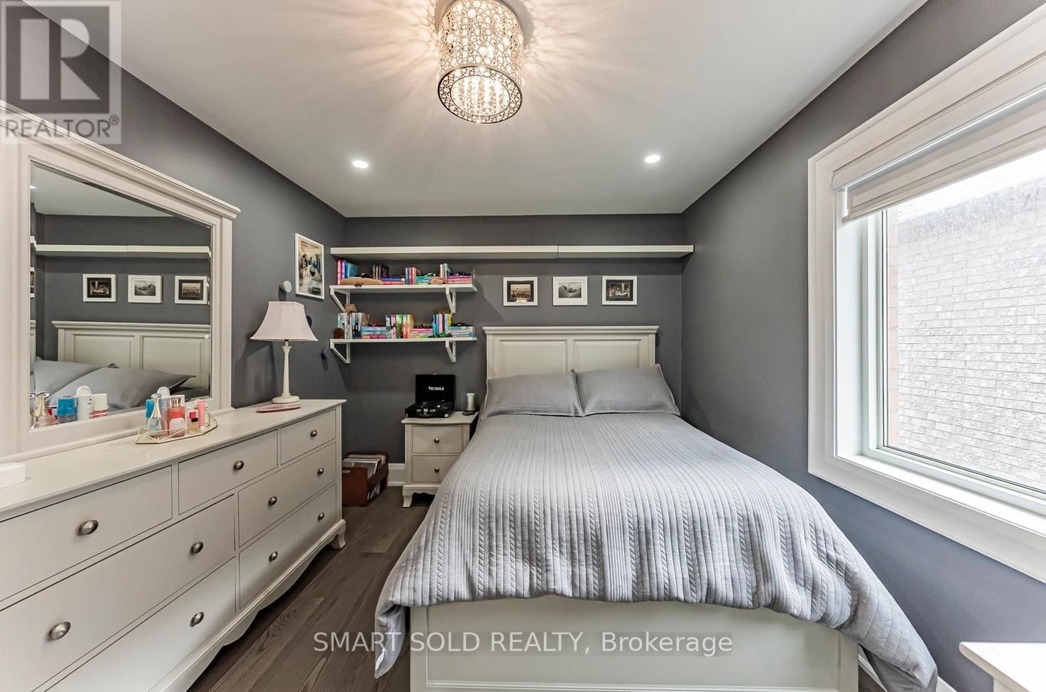 65 MELBOURNE DRIVE Image 35