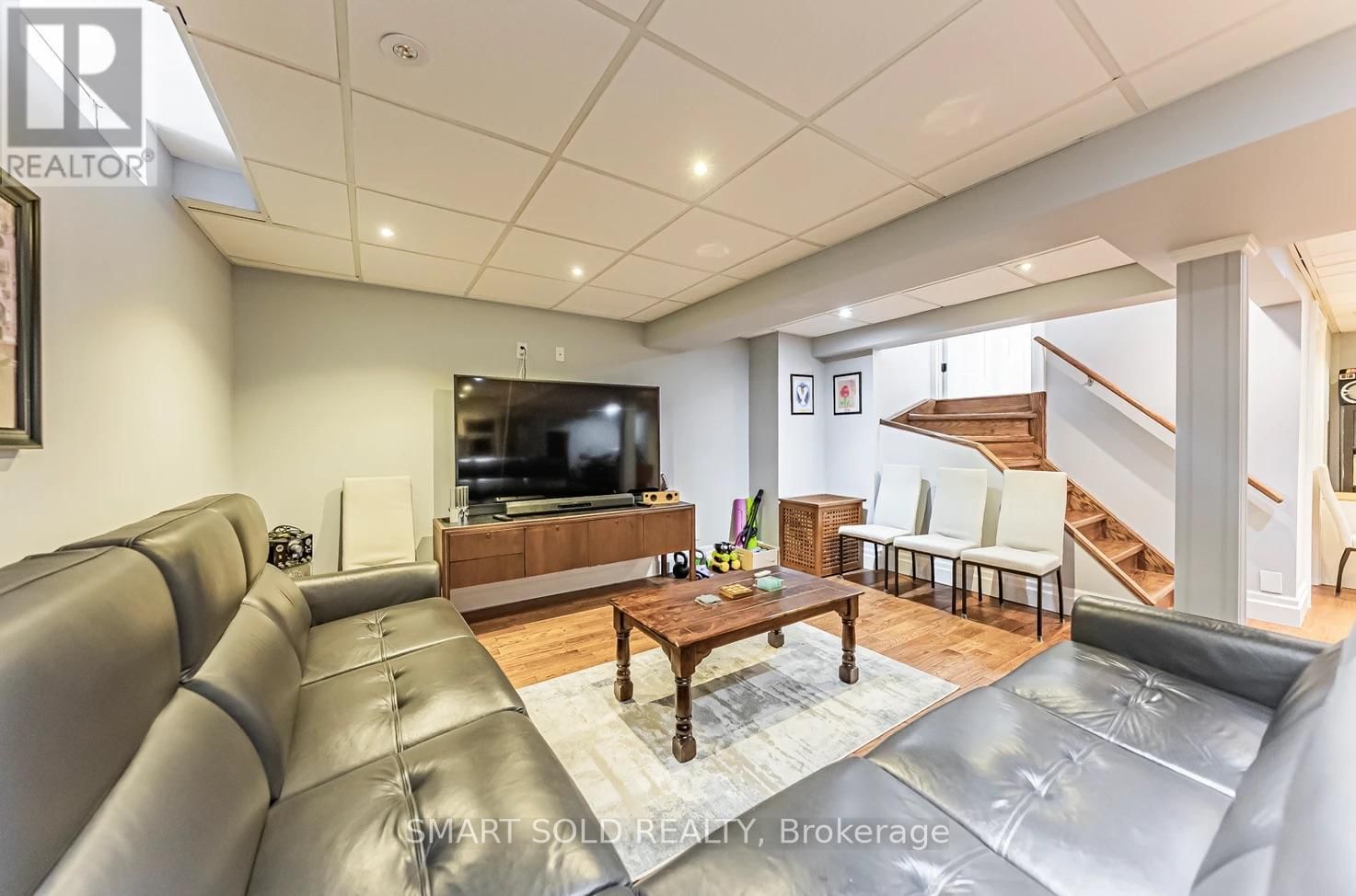 65 MELBOURNE DRIVE Image 39