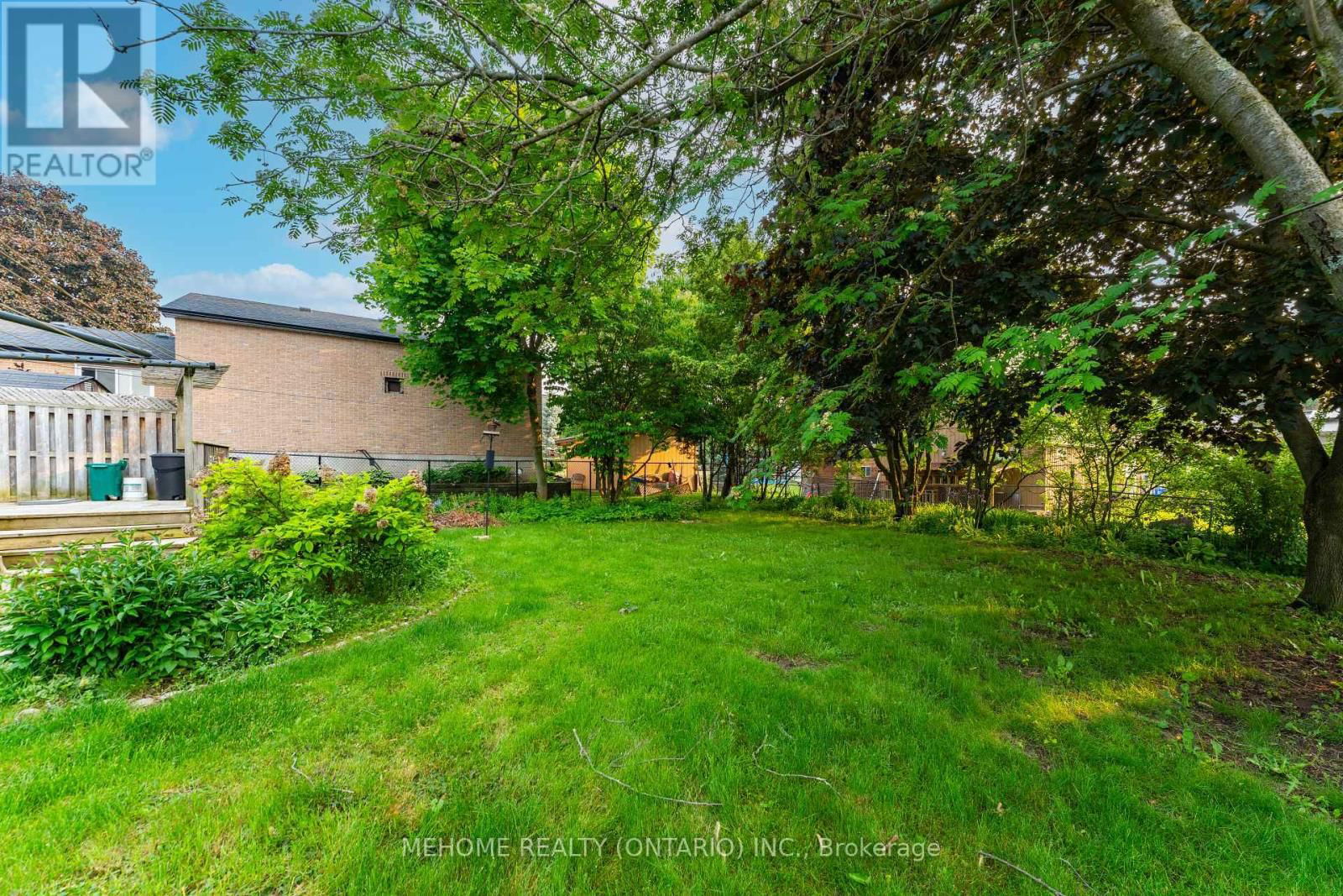 230 EAST STREET Image 43