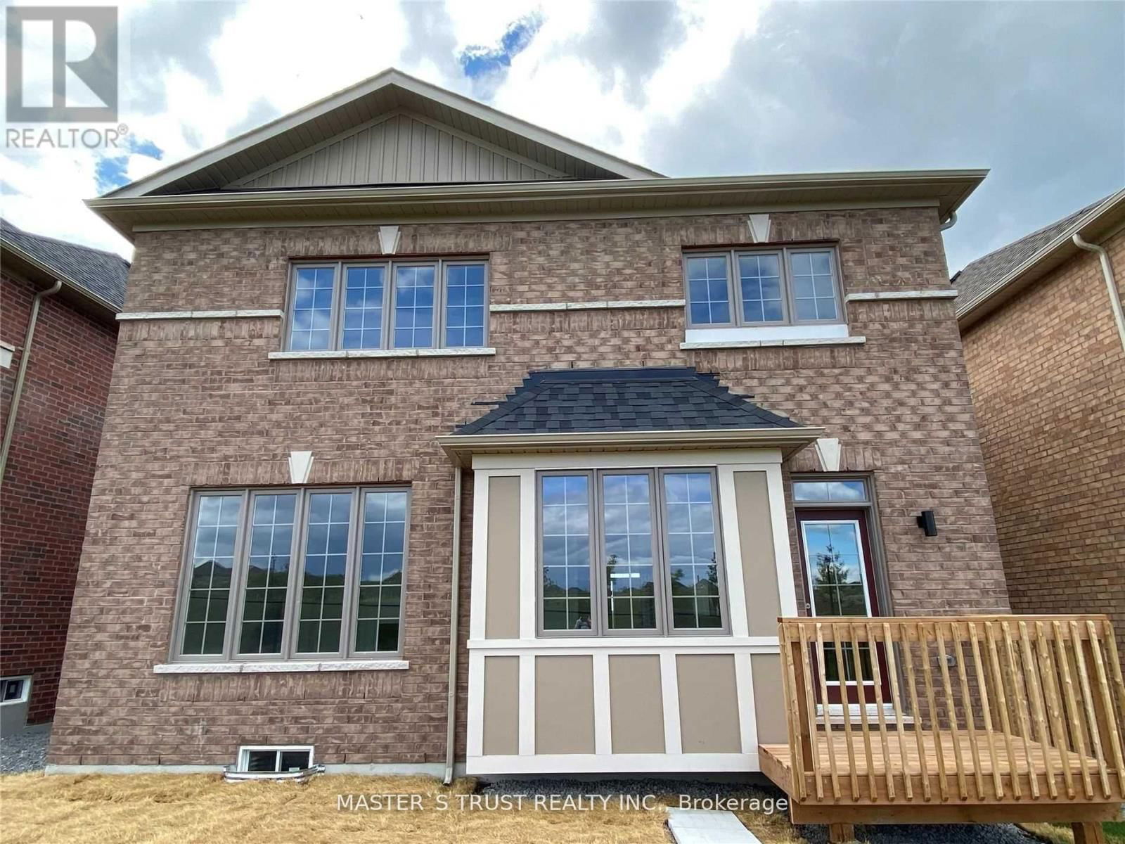 102 FRANK KELLY DRIVE Image 13