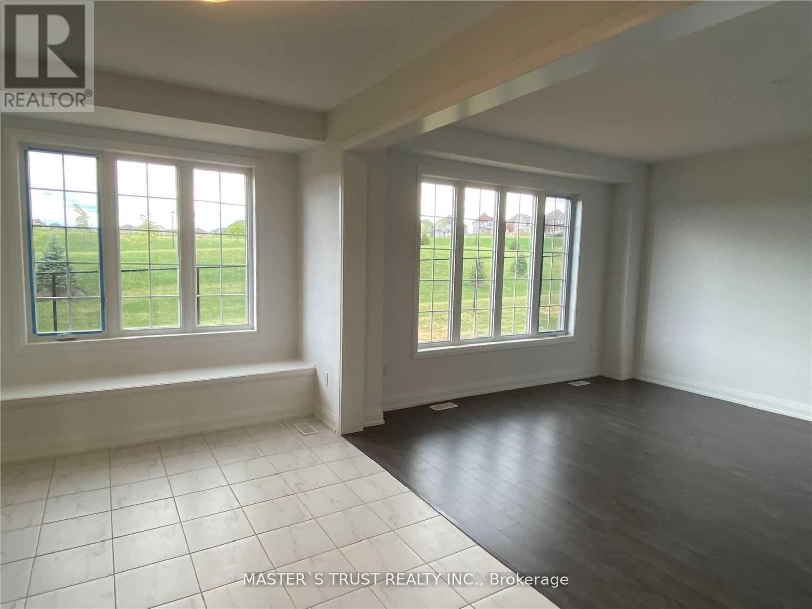 102 FRANK KELLY DRIVE Image 4