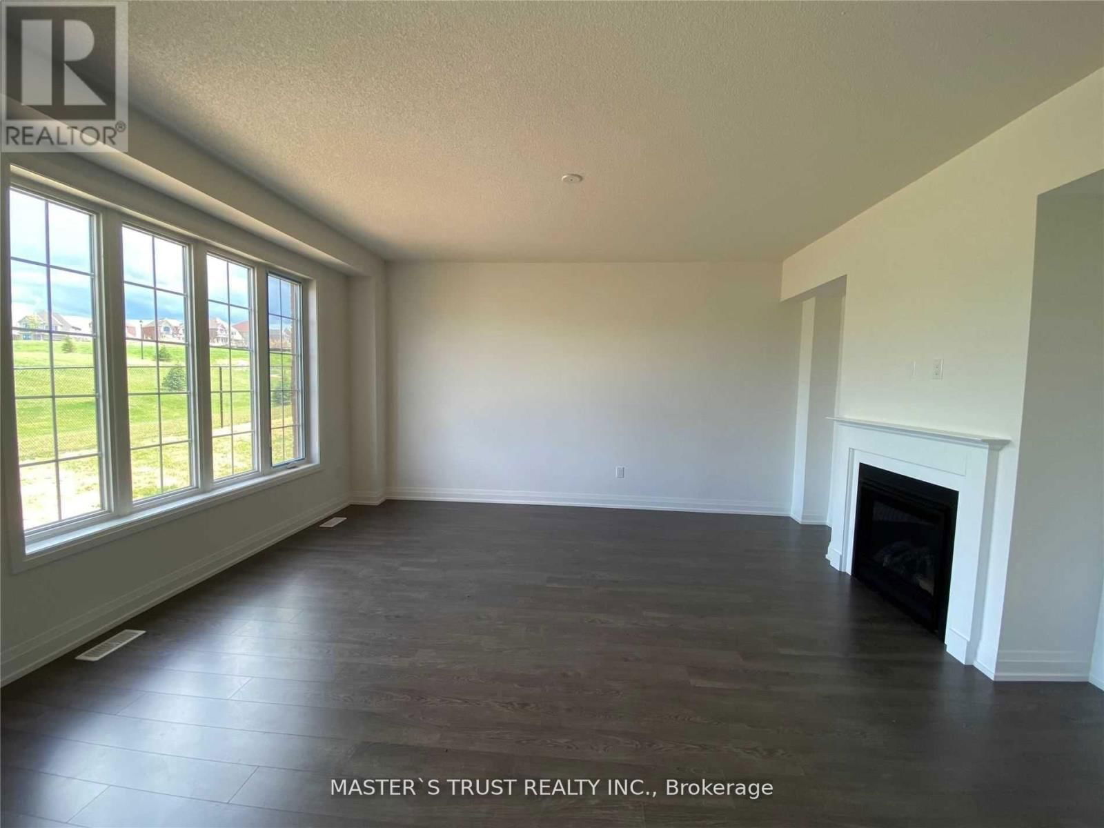 102 FRANK KELLY DRIVE Image 5