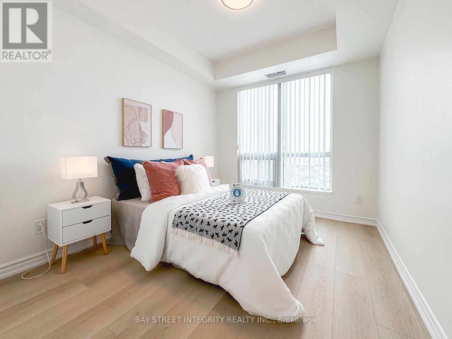 316 - 8323 KENNEDY ROAD Image 12