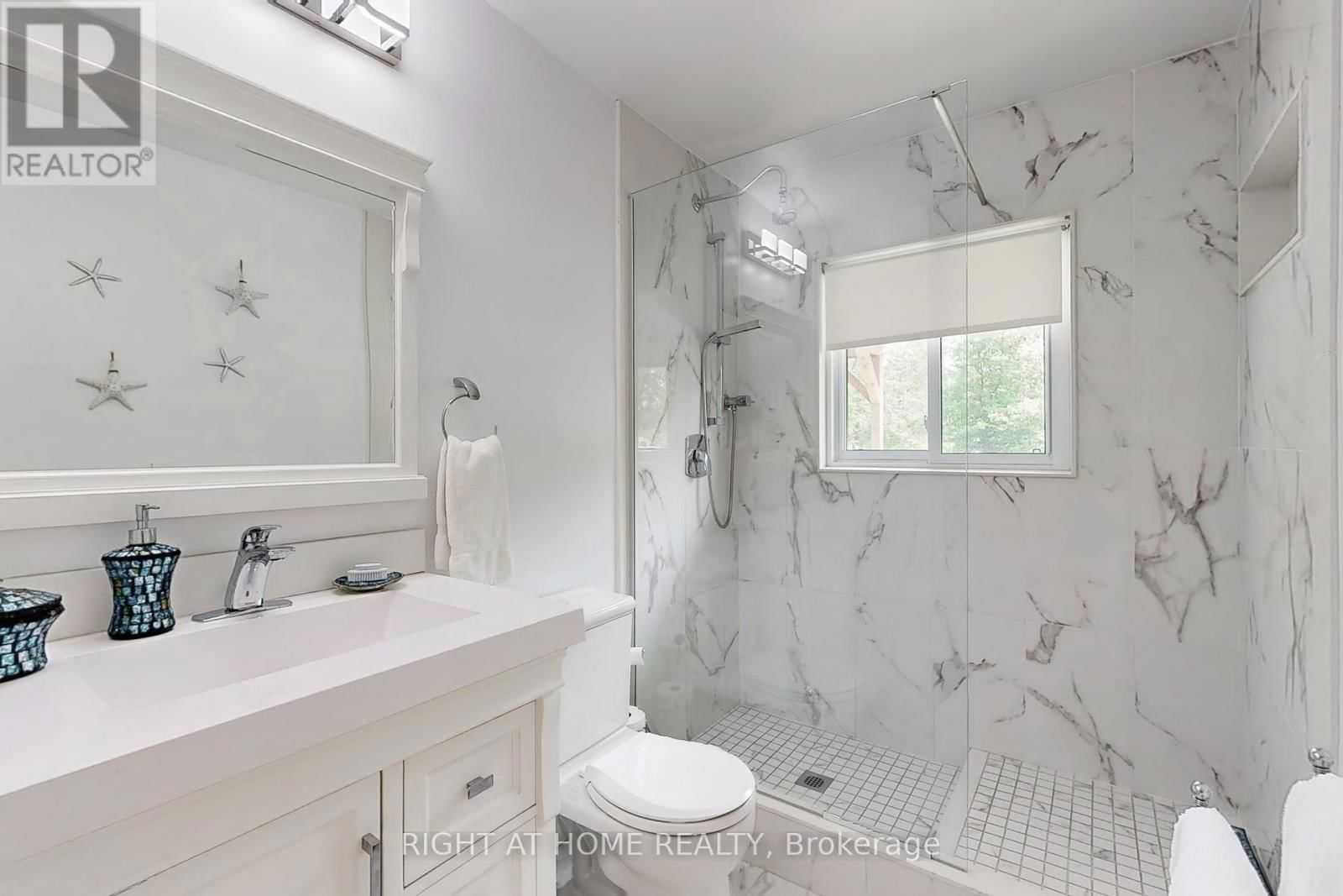 1129 LINDY LANE Image 20