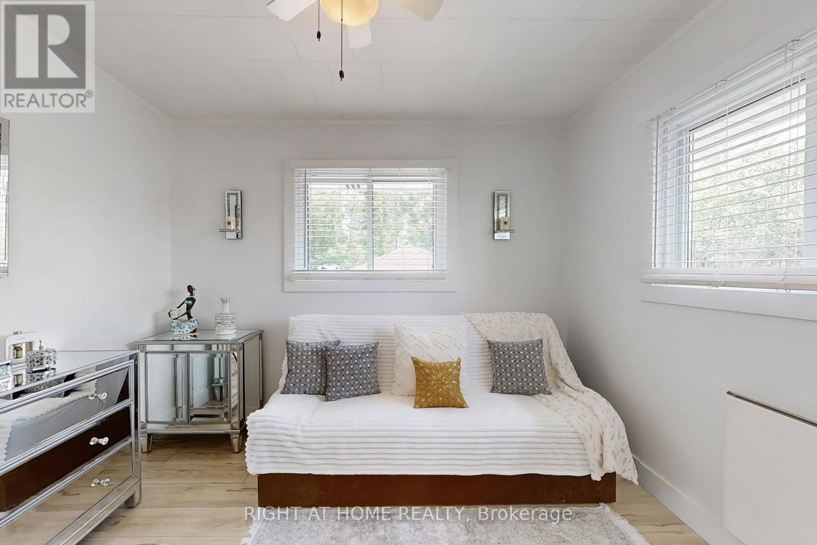 1129 LINDY LANE Image 22