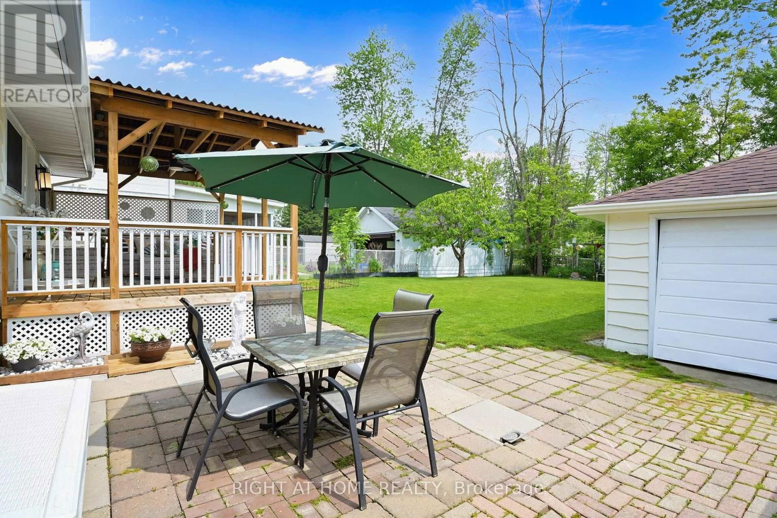 1129 LINDY LANE Image 28