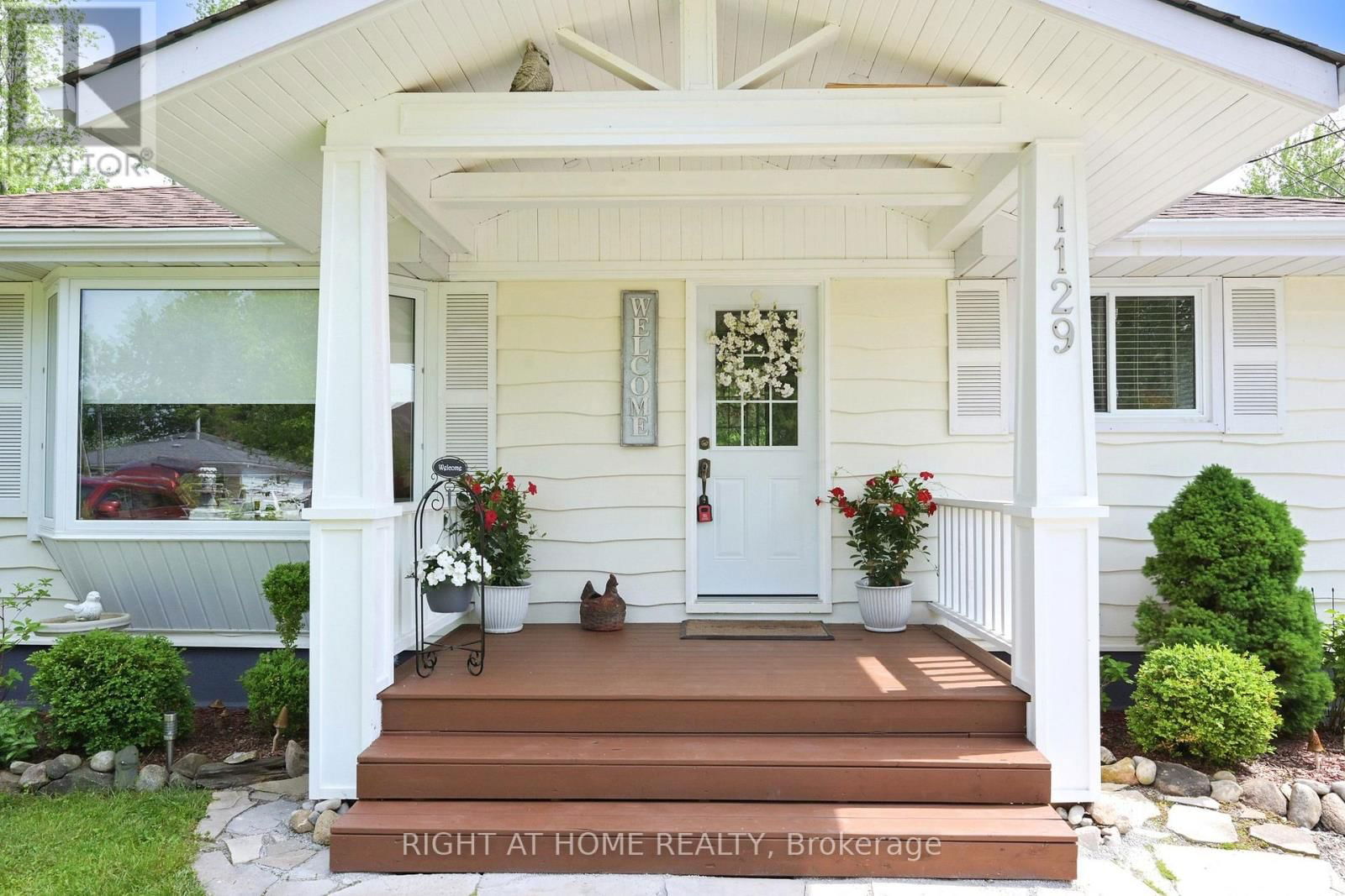 1129 LINDY LANE Image 3