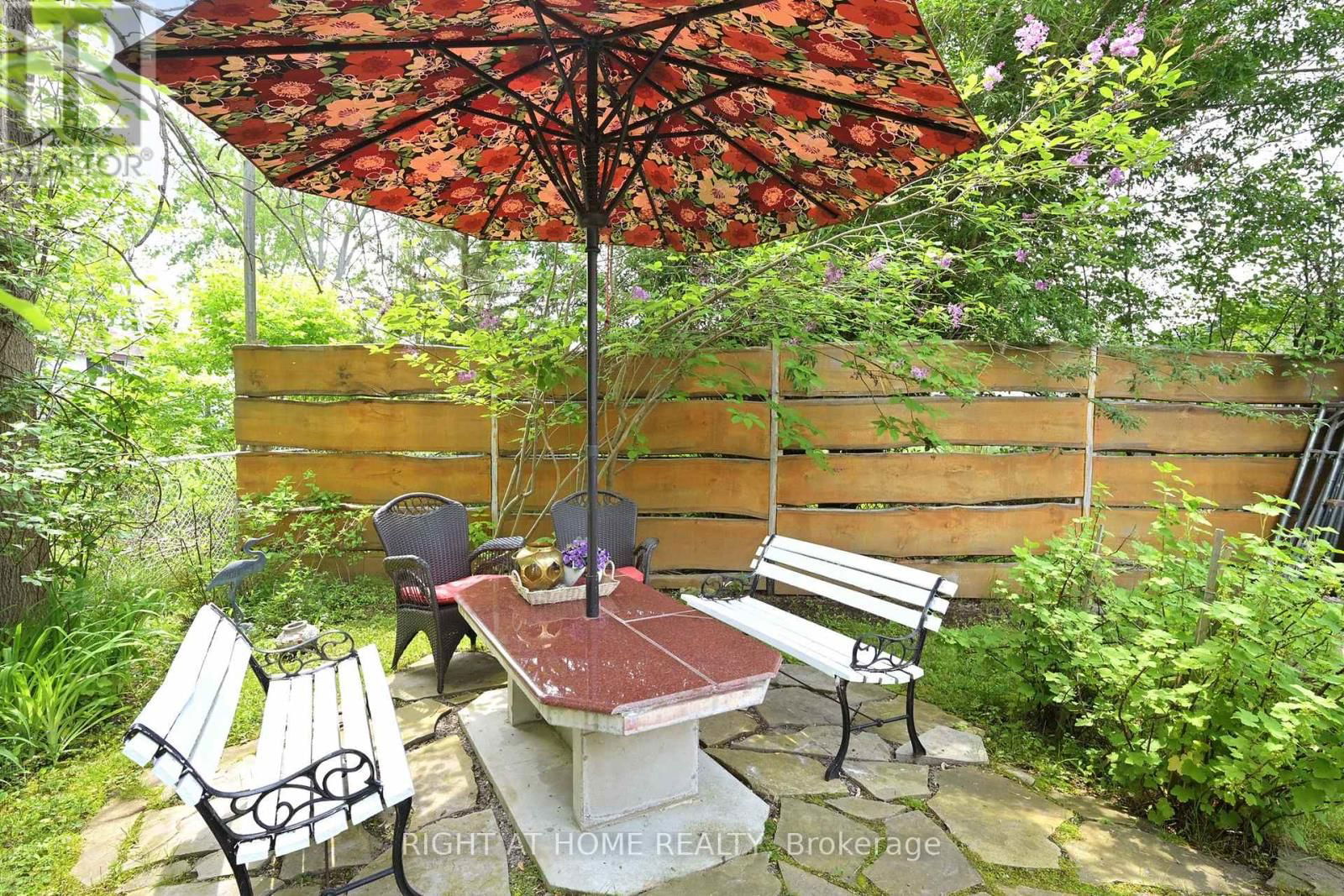 1129 LINDY LANE Image 33