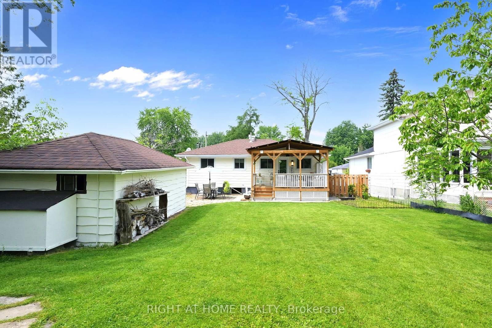 1129 LINDY LANE Image 35