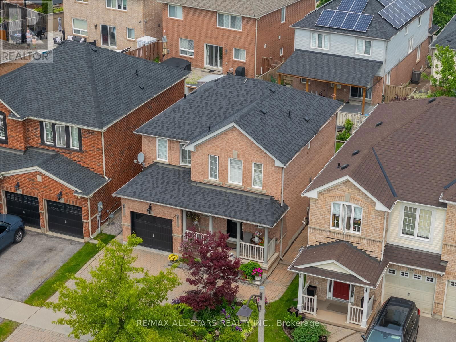 124 RICHARD COULSON CRESCENT Image 5