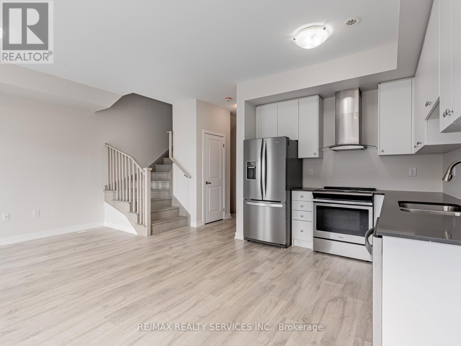 5 LACHINE STREET Image 10