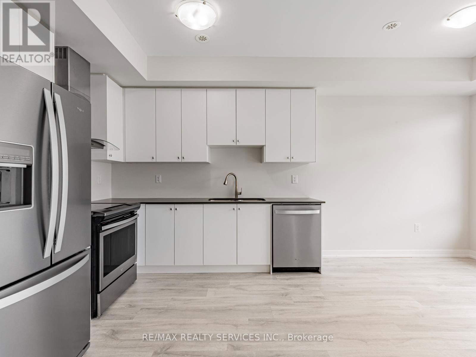 5 LACHINE STREET Image 11