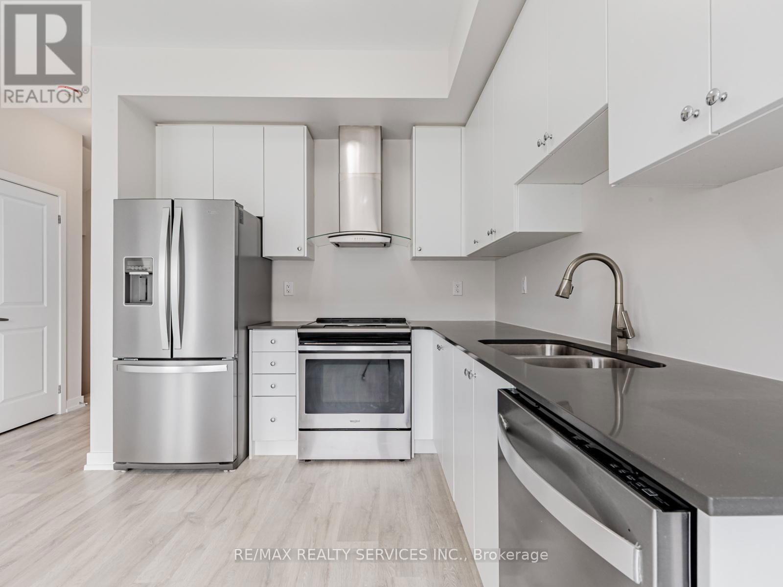 5 LACHINE STREET Image 23