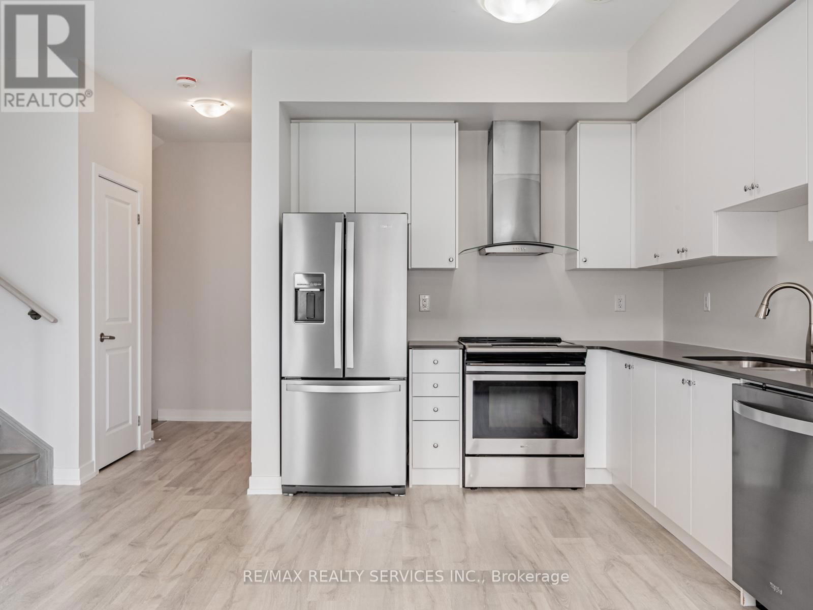 5 LACHINE STREET Image 9
