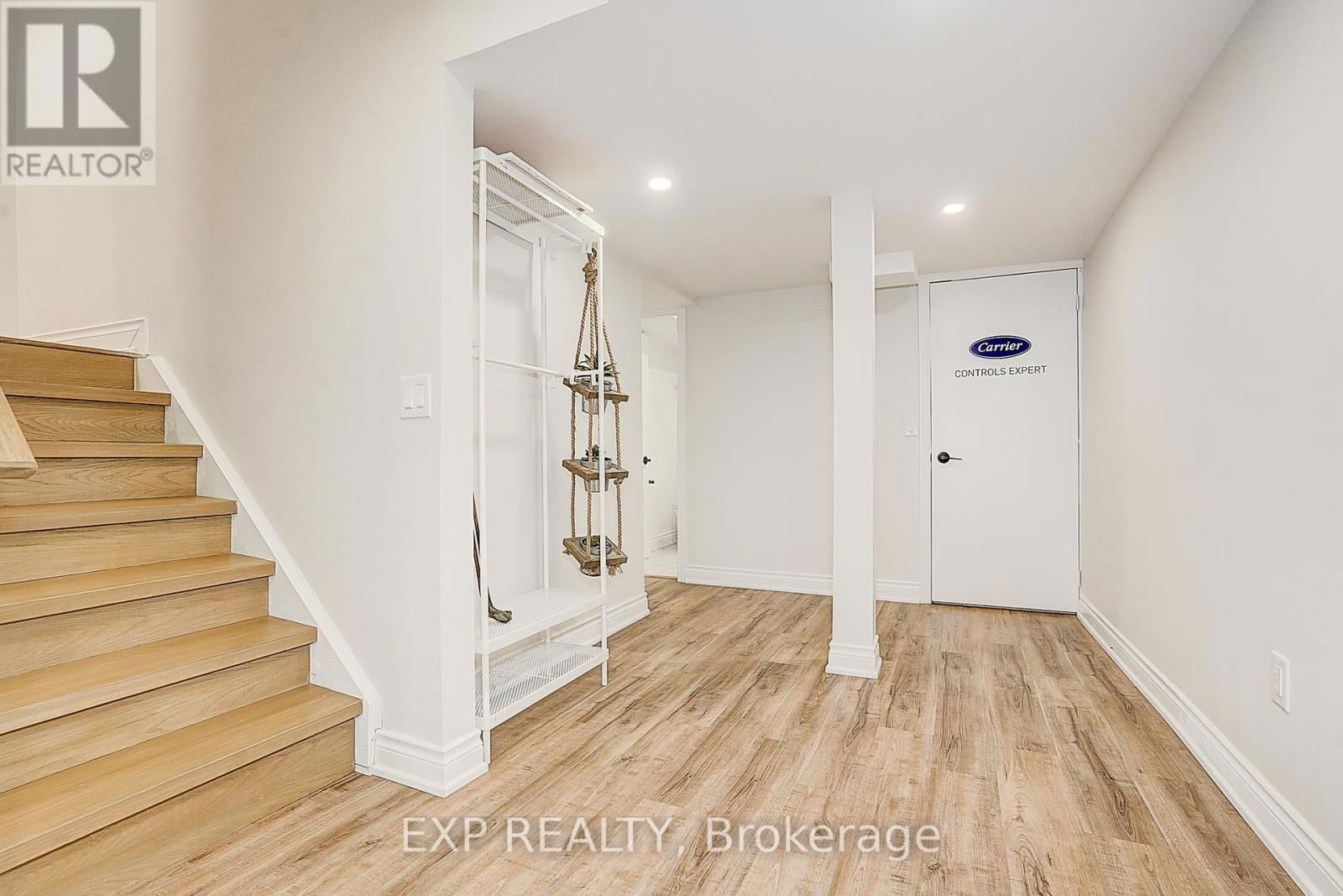 322 STONEBRIDGE DRIVE Image 34