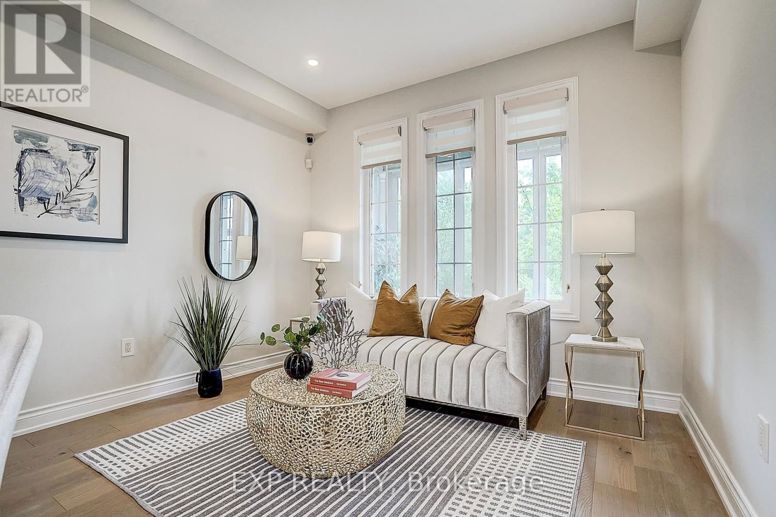 322 STONEBRIDGE DRIVE Image 5