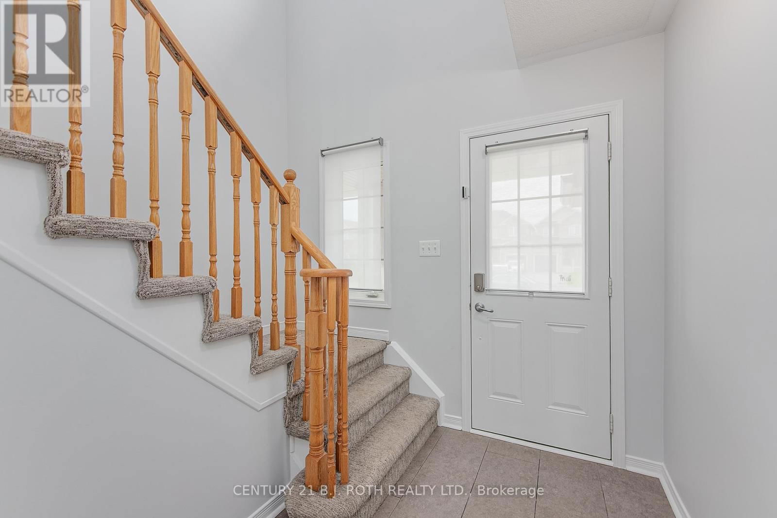 123 STONEMOUNT CRESCENT Image 4