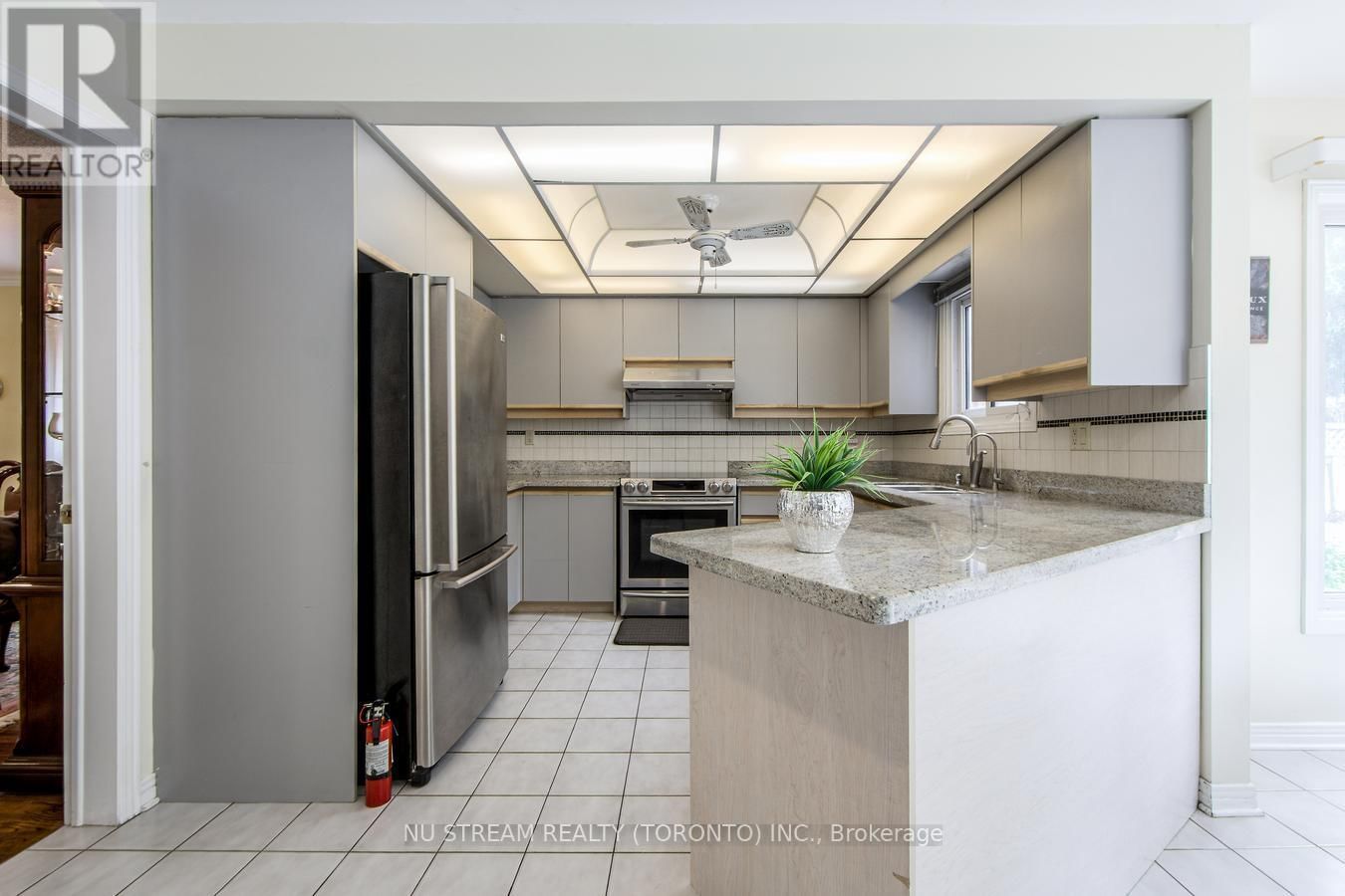 61 COLEDALE ROAD Image 12