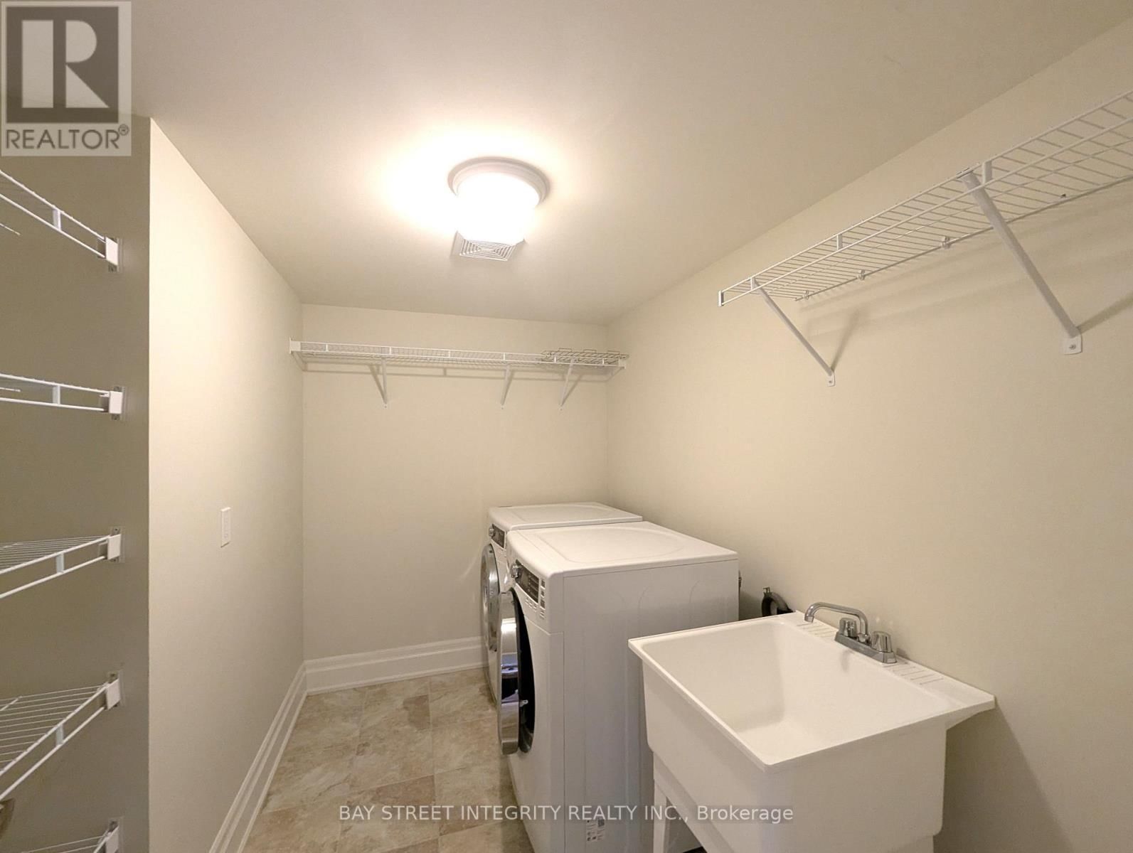 12 - 8469 ISLINGTON AVENUE Image 18
