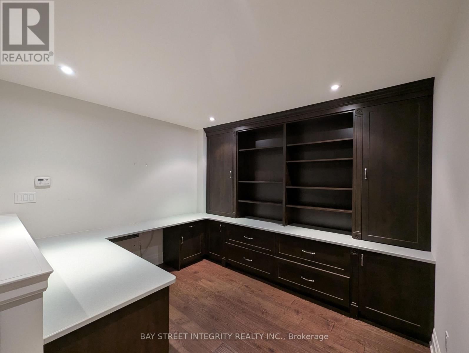 12 - 8469 ISLINGTON AVENUE Image 20