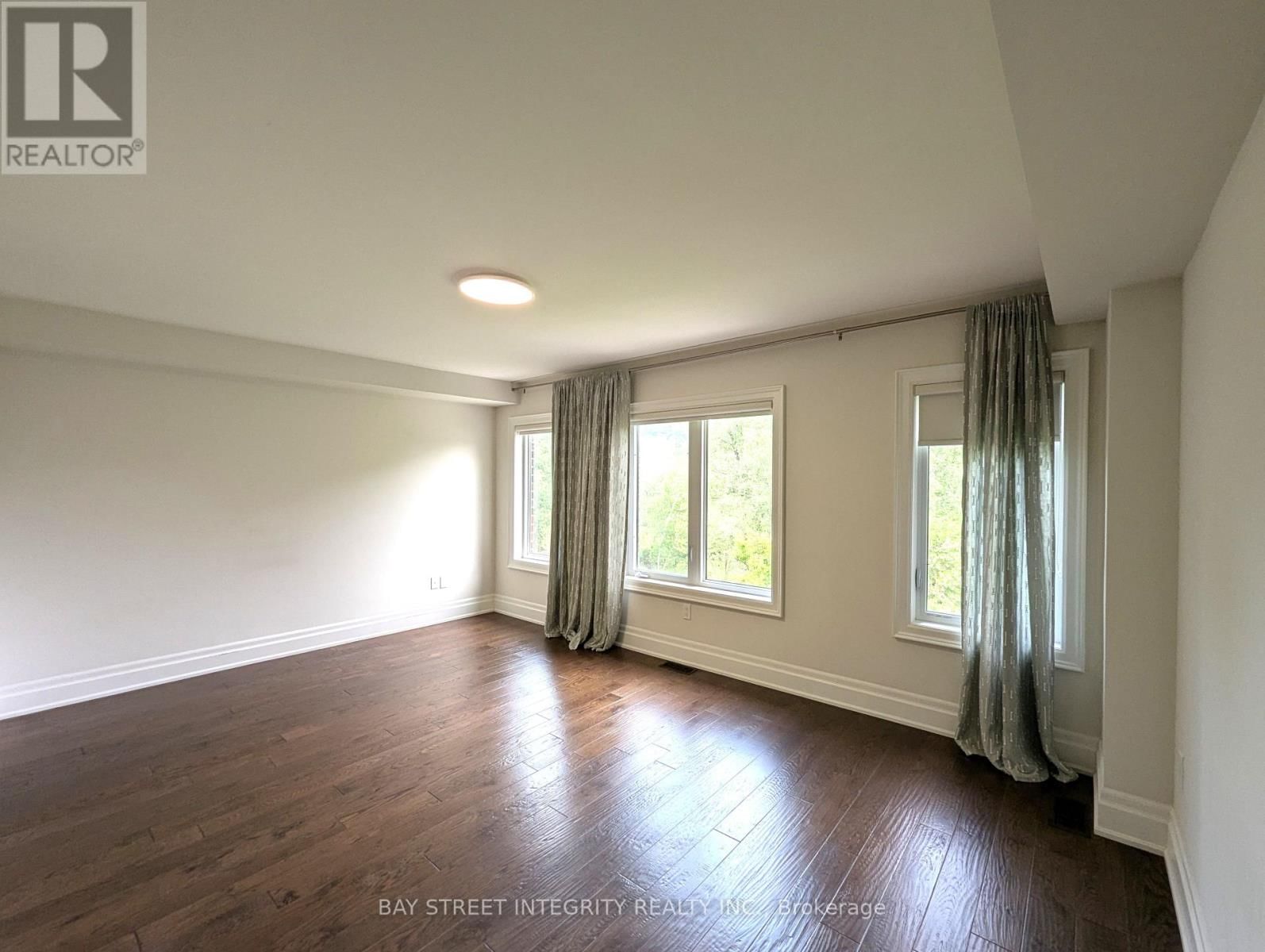 12 - 8469 ISLINGTON AVENUE Image 21