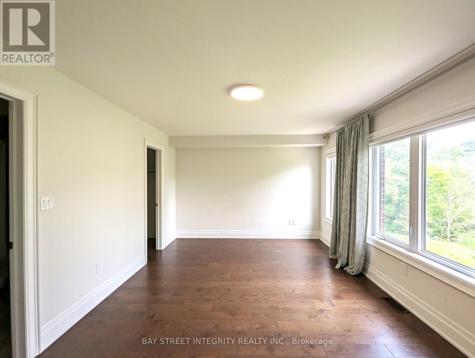 12 - 8469 ISLINGTON AVENUE Image 24