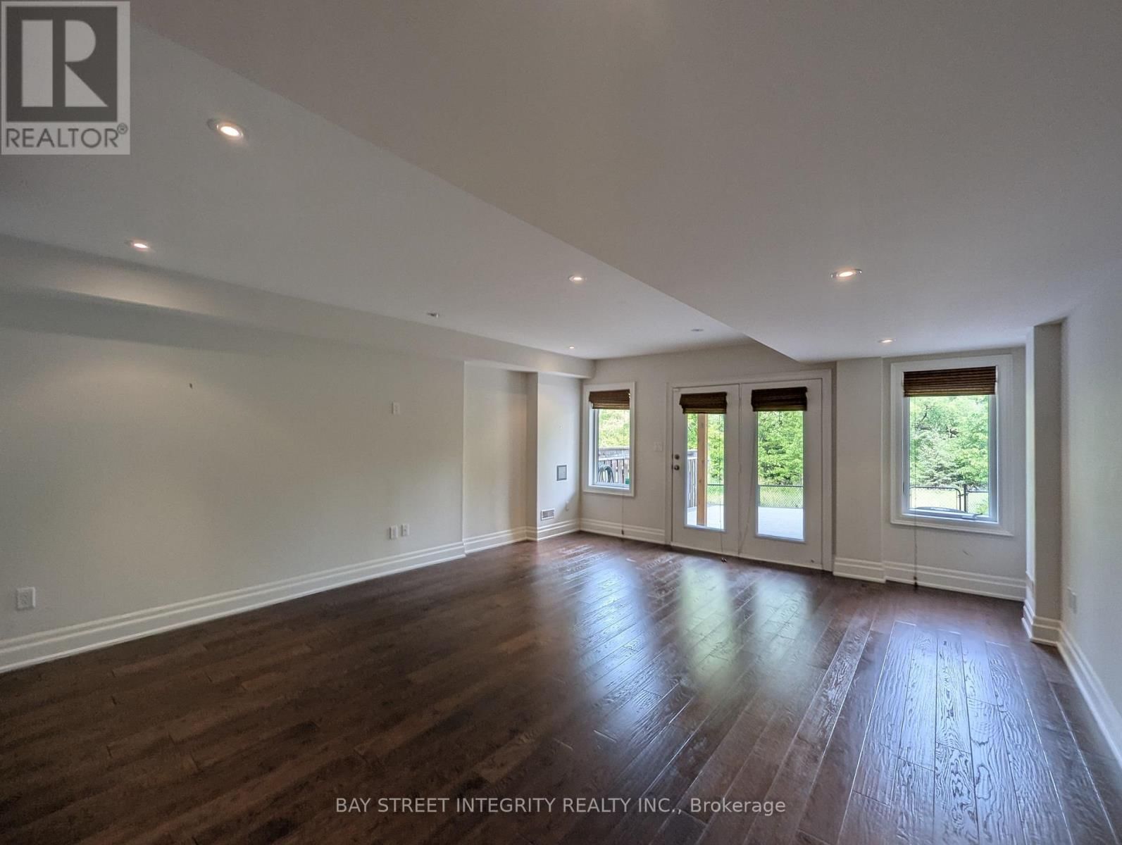 12 - 8469 ISLINGTON AVENUE Image 34