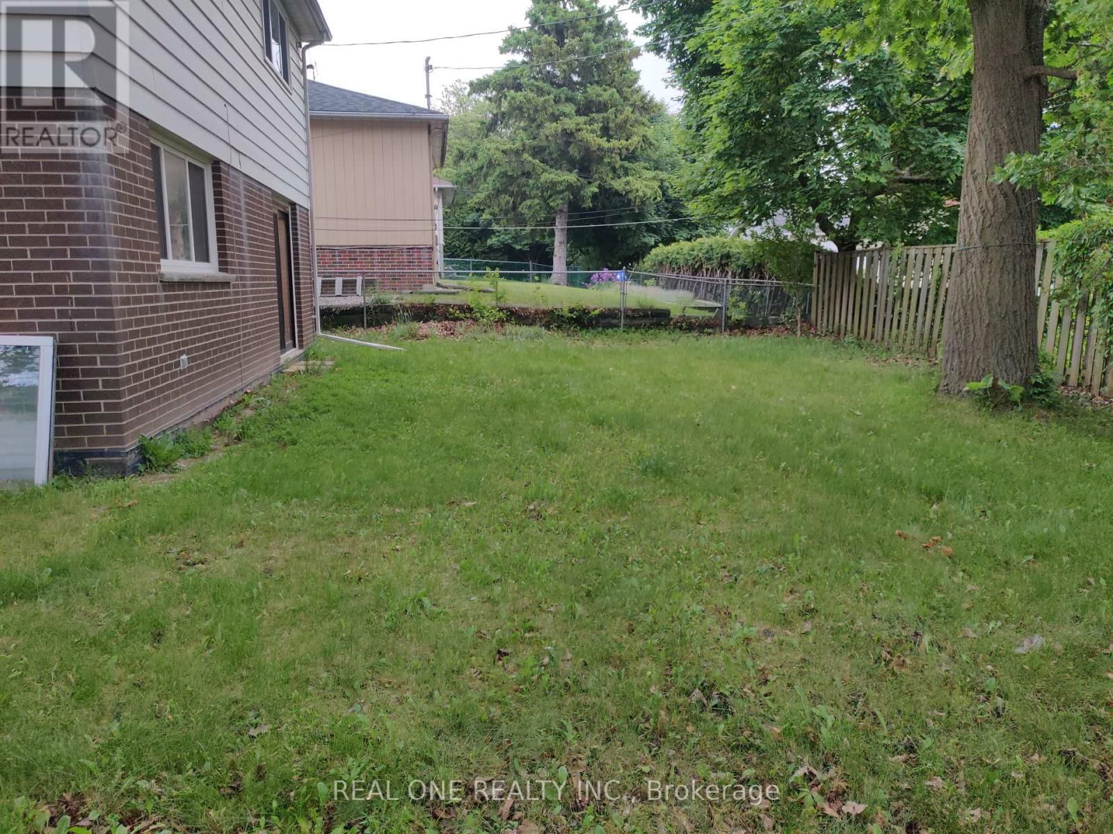 Back unit - 93 SOUTHDALE DRIVE Image 22