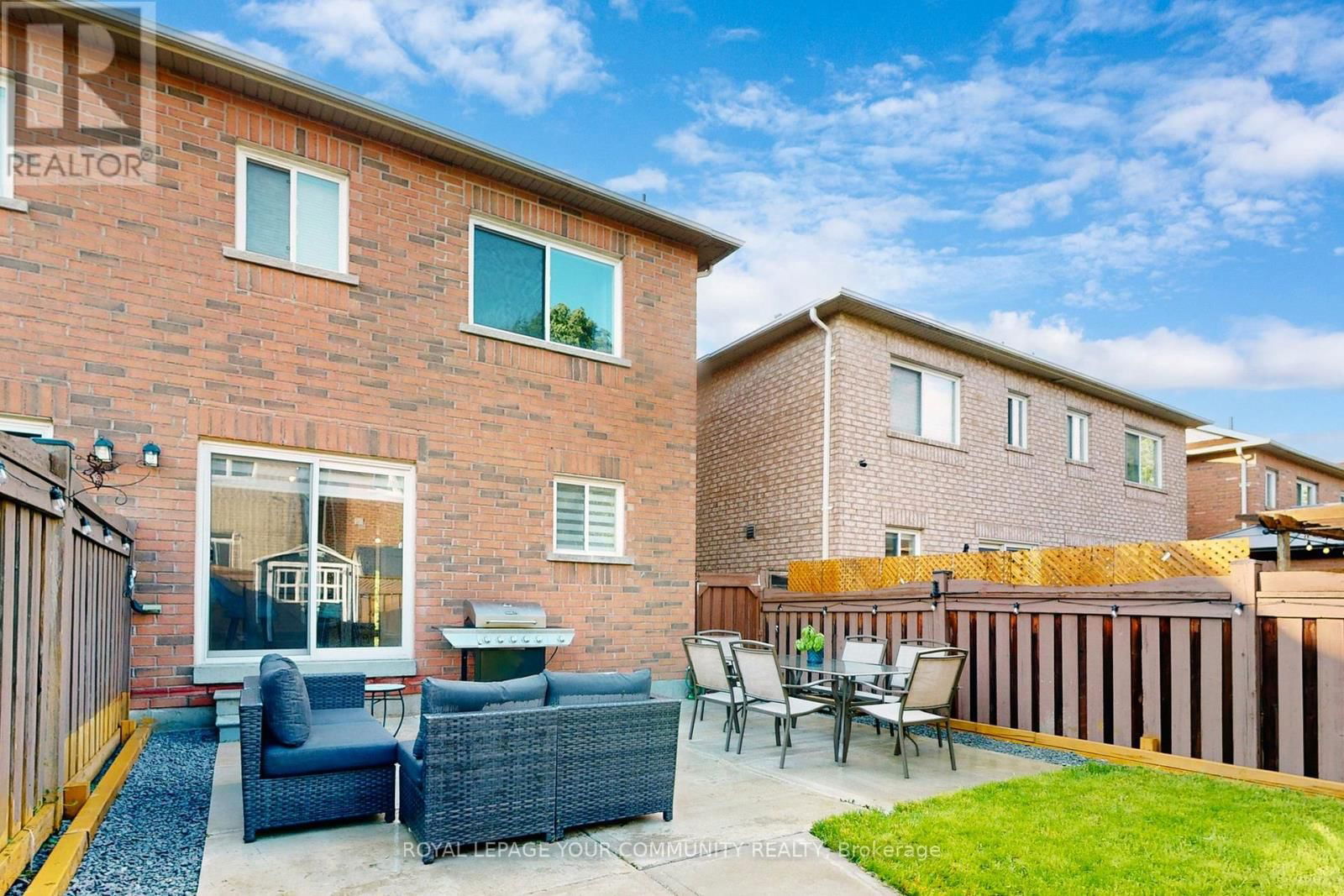 52 FOUR SEASONS CRESCENT Image 43