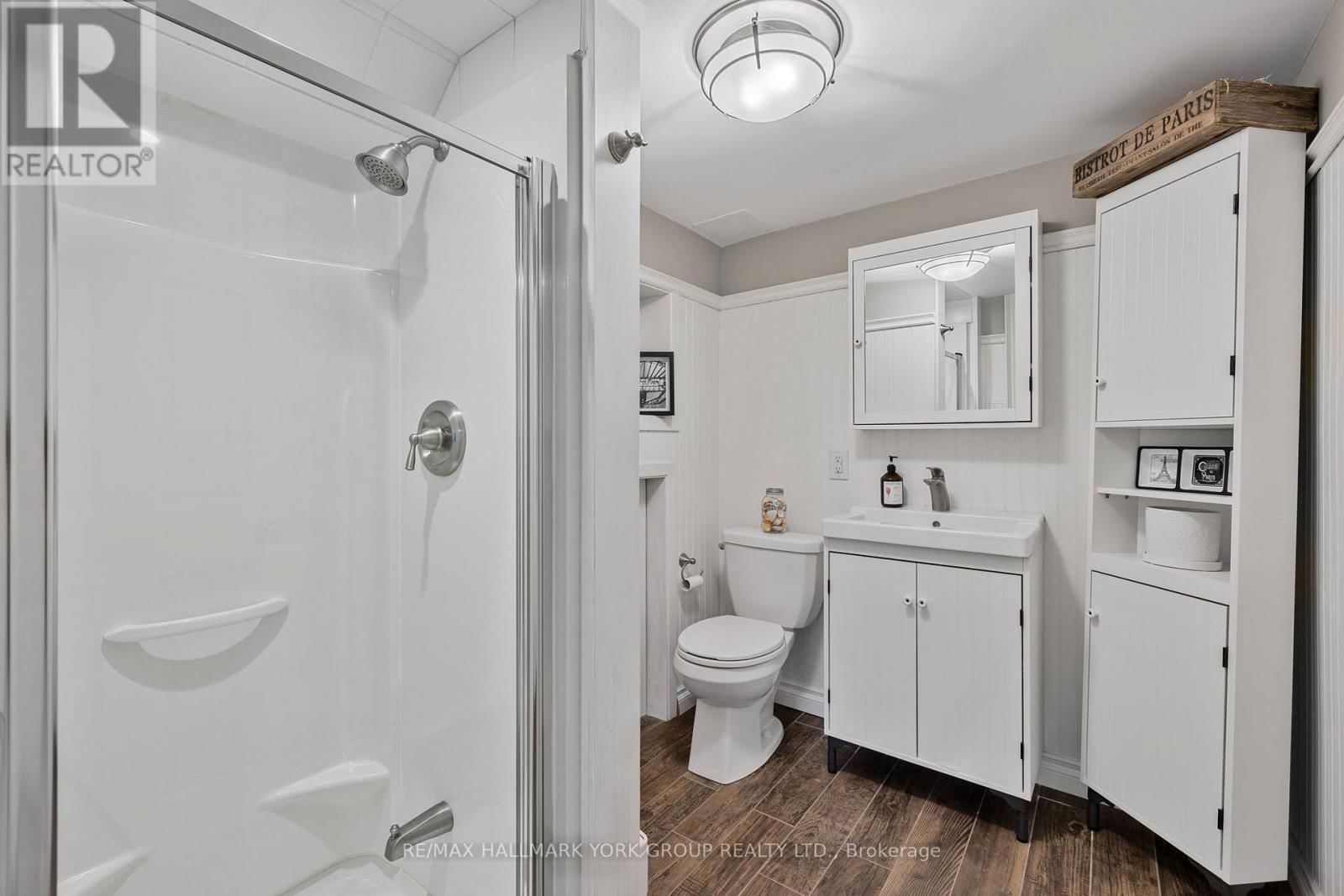 110 RUSH ROAD Image 25