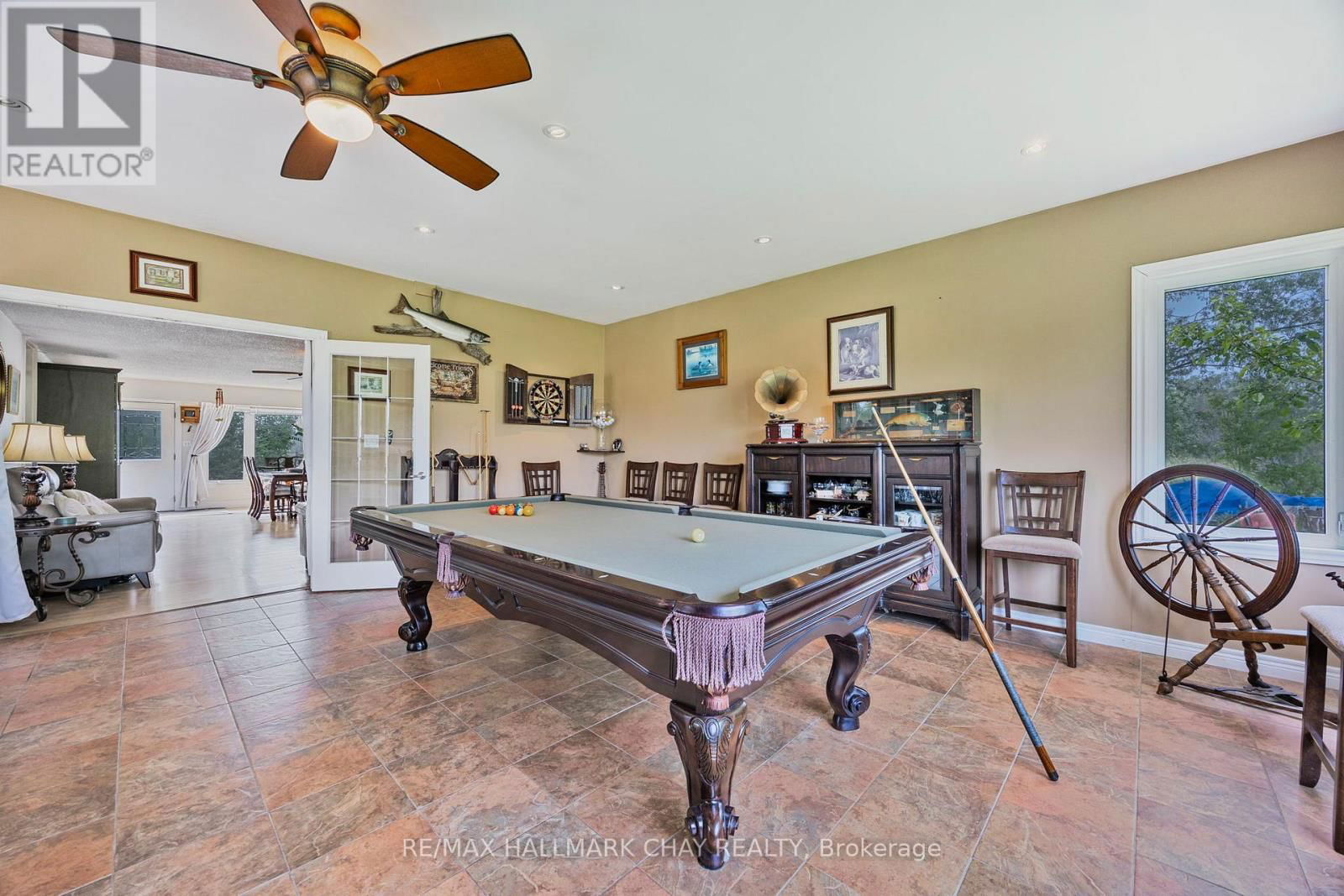 9205 MCKINNON ROAD Image 12