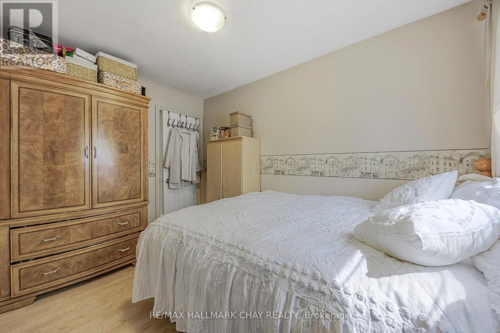 9205 MCKINNON ROAD Image 21