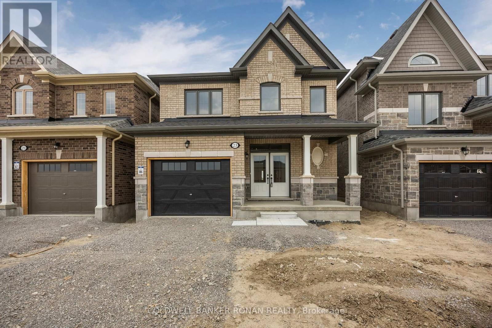 23 FENN CRESCENT Image 2