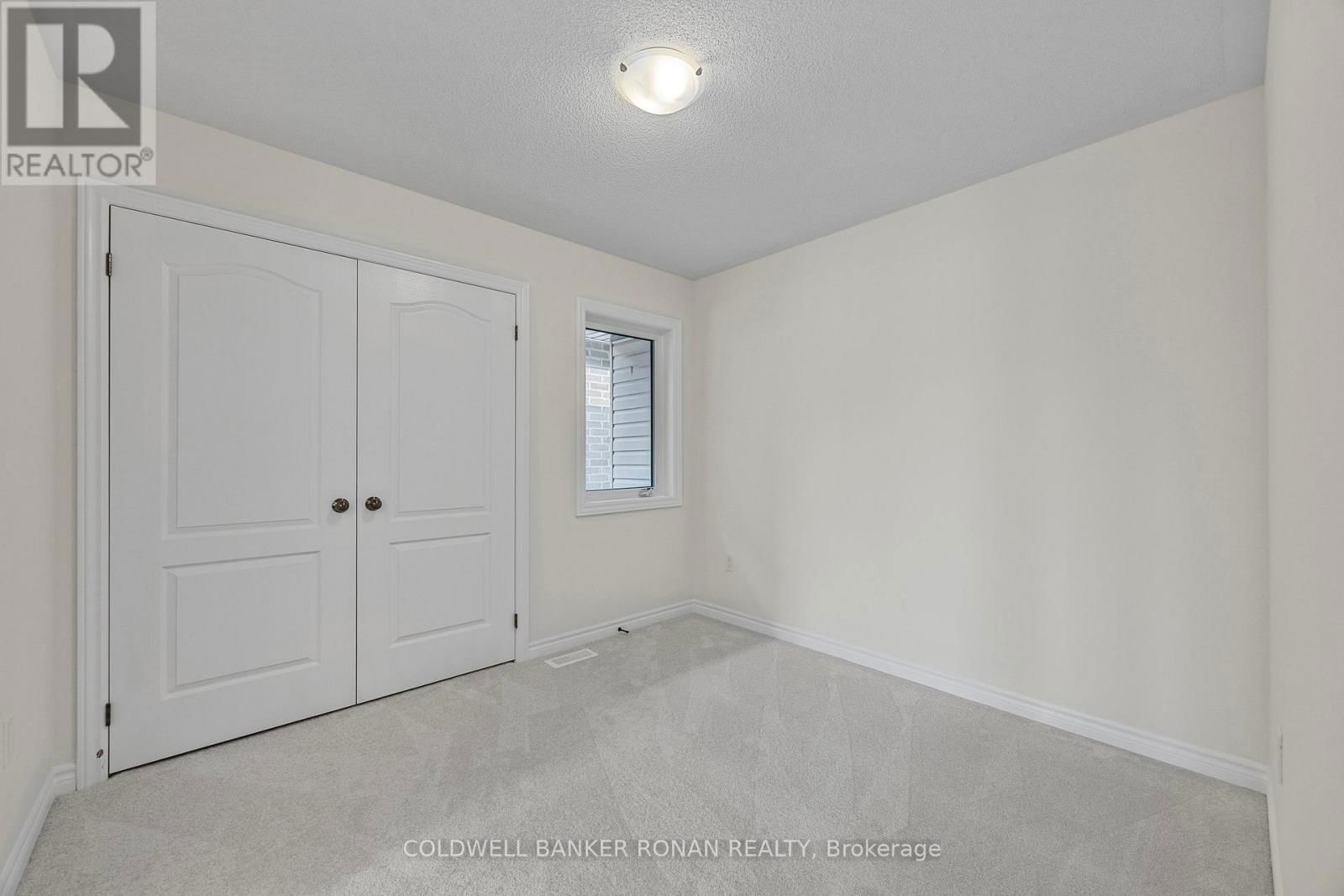 23 FENN CRESCENT Image 25